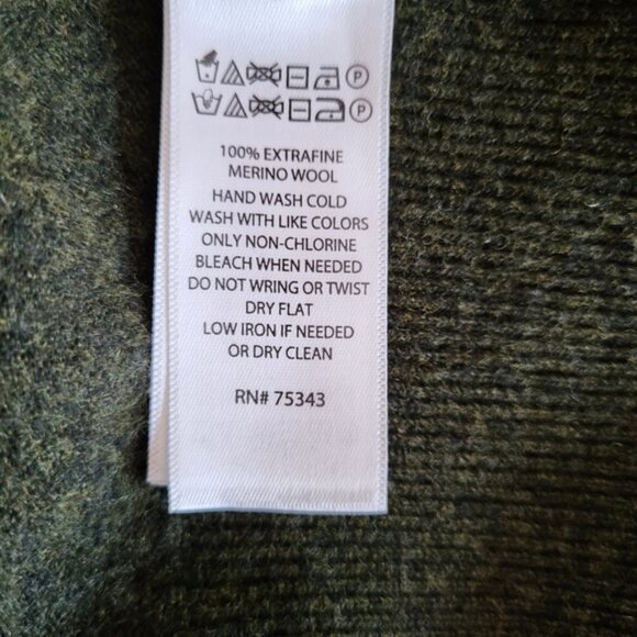 Isaac Mizrahi Luxe Merino Wool Sweater Green Sz small - Picture 10 of 10